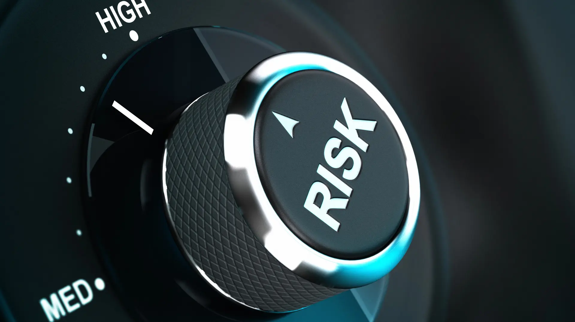 A close up of the " risk " button on an electronic device.